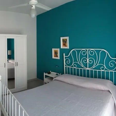 La Casa Di Flomar Nyaraló *