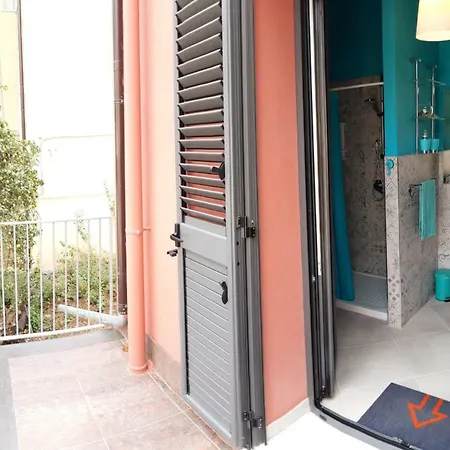 La Casa Di Flomar Nyaraló *