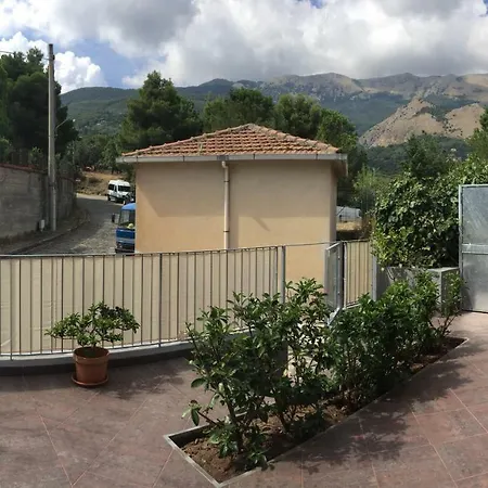 Nyaraló La Casa Di Flomar *